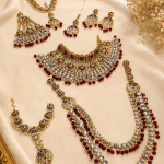 Royal Kundan Bridal Jewellery Set – Gold, Pearl & Maroon